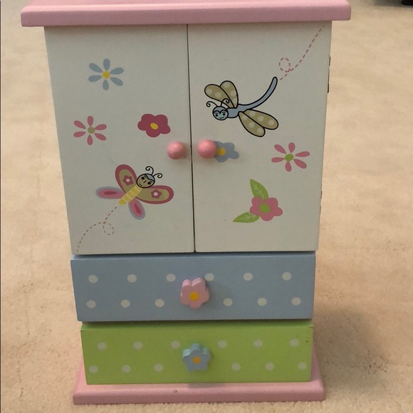 Other - **SOLD** EUC BUNDLE OF JEWELY BOX + JEWELRY